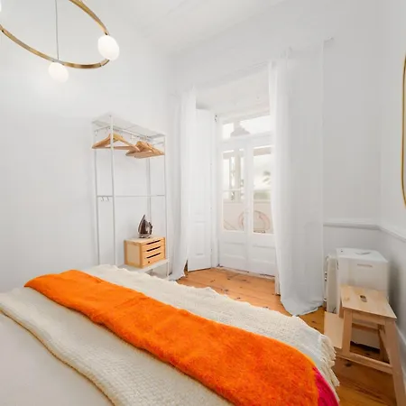 Апартаменты Large By Avenida Da Liberdade 7br Лиссабон