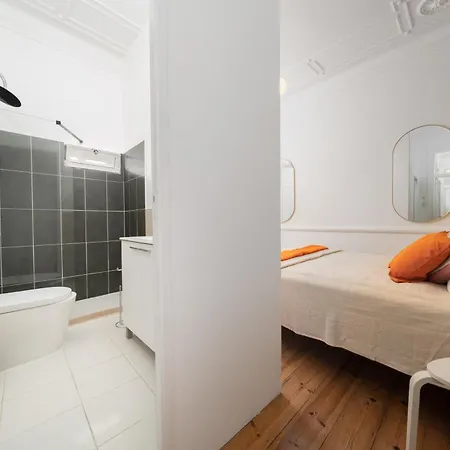 Daire Large By Avenida Da Liberdade 7br Wac