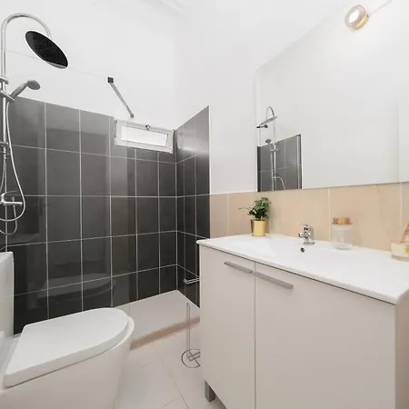 Large By Avenida Da Liberdade 7br Wac Daire