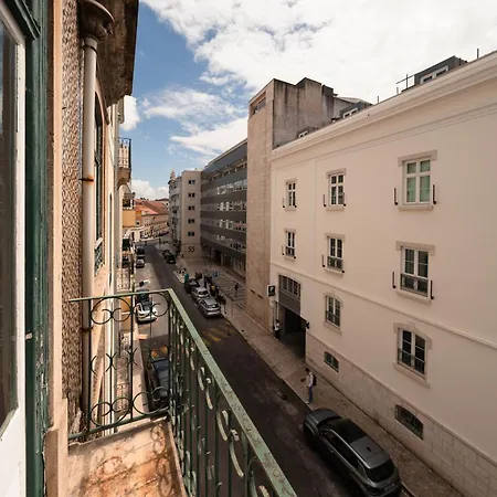 Large By Avenida Da Liberdade 7br *