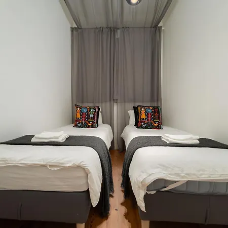 Апартаменты Large By Avenida Da Liberdade 7br *